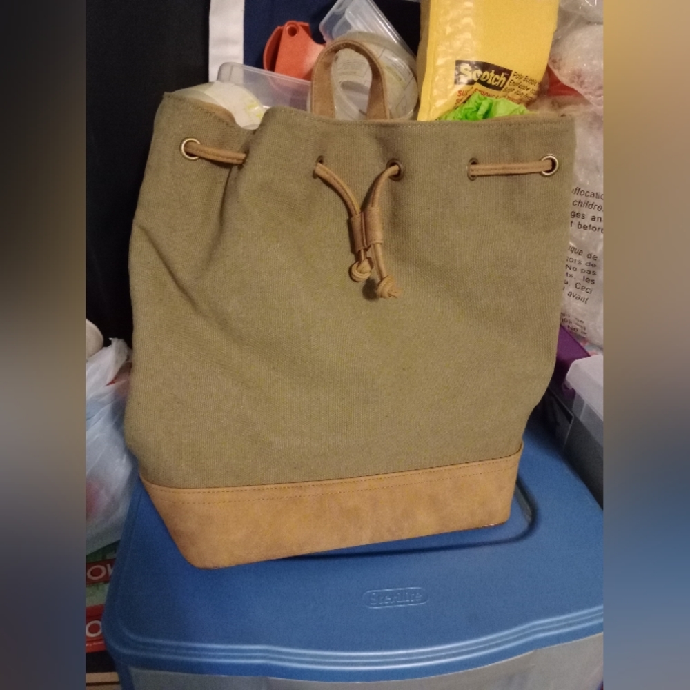 NWT TRUE CRAFT CANVAS AND LEATHER BAG